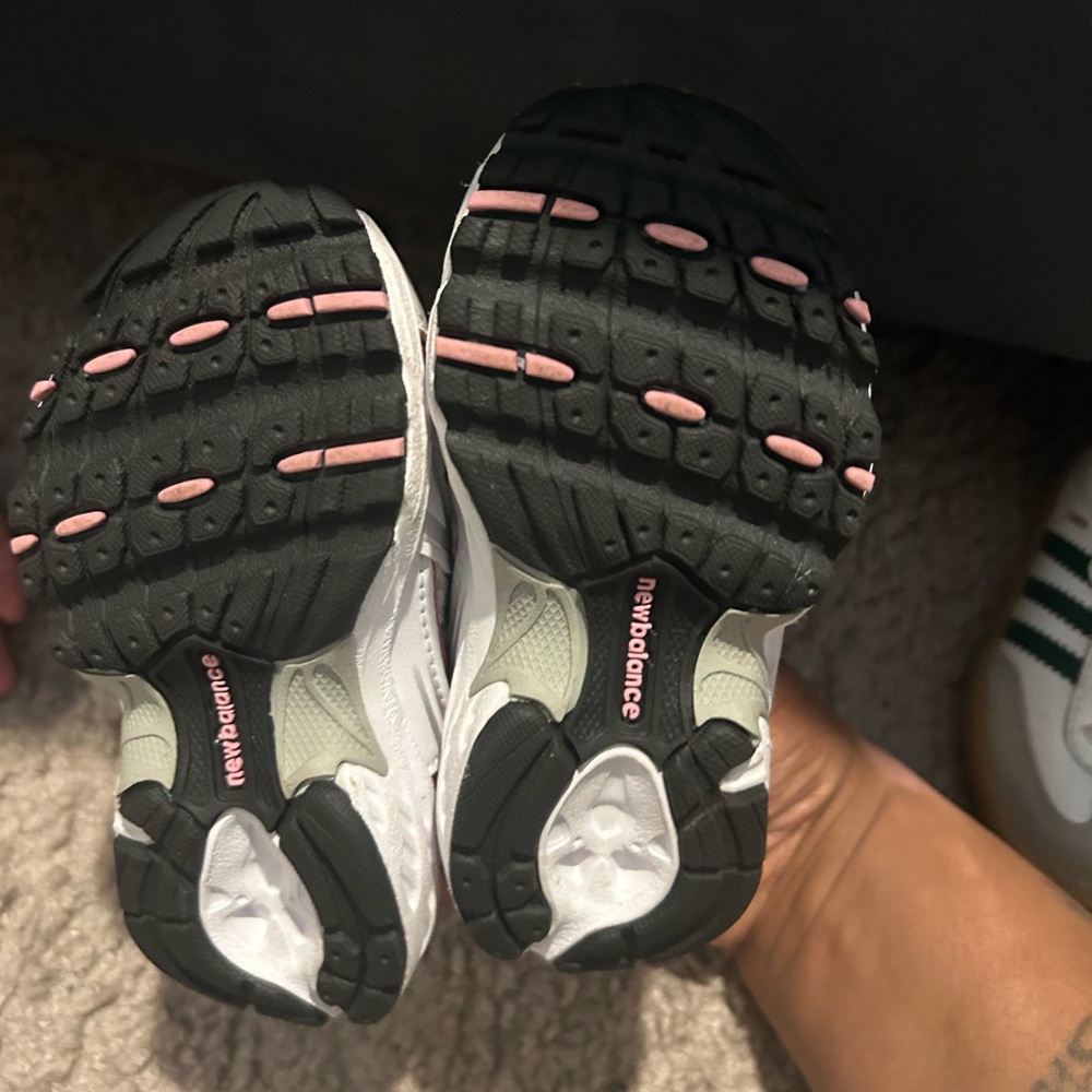 New Balance Kids Sneakers - Pink and White - Picture 3 of 3